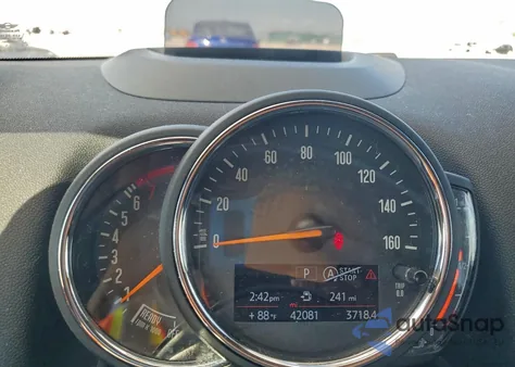 2018 Mini Cooper Countryman All4 из США, поврежденный, VIN WMZYV5C37J3E03290